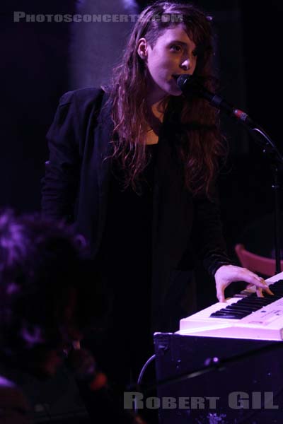 BEACH HOUSE - 2010-02-20 - PARIS - La Maroquinerie - 